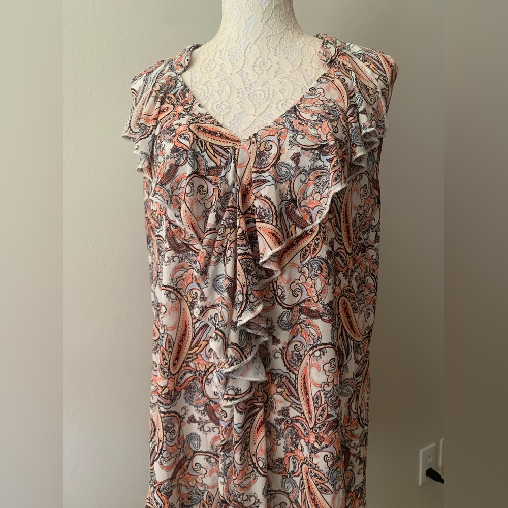 Paisley Ruffle top - Picture 2 of 11